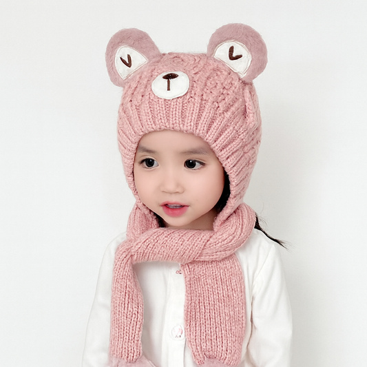 Björnmössa i mjuk stickad polyester