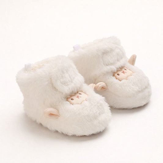 FÅR Babytofflor i Fuskpäls