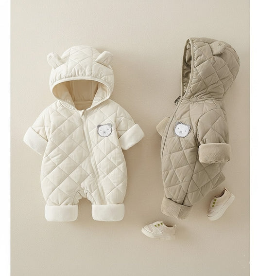 Mjuk babyoverall med huva