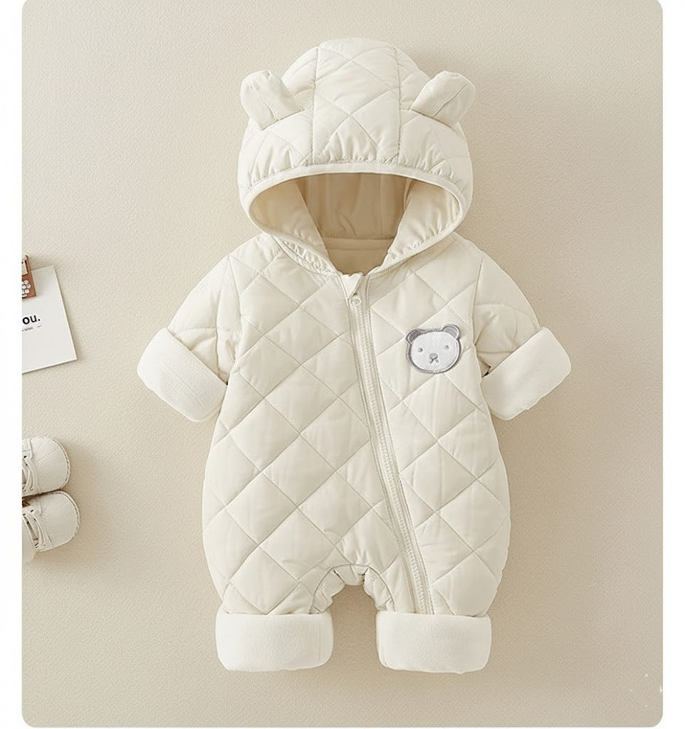 Mjuk babyoverall med huva